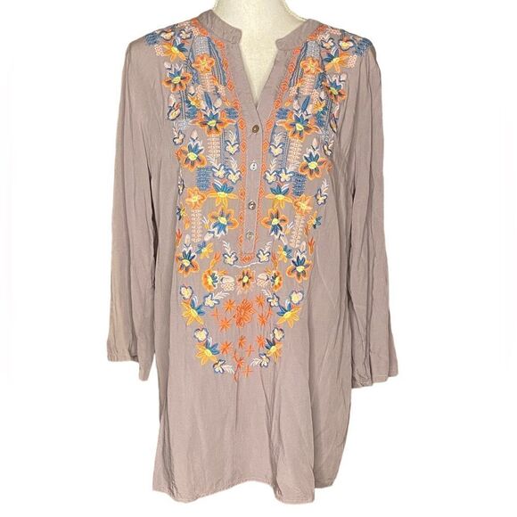 Solitaire Wm’s Sz Lrg Taupe Multi Colored Embroidered Boho Hippie Tunic Blouse - Picture 1 of 5